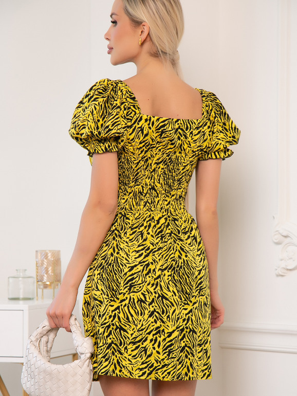Платье короткое с разрезом желтая зебра